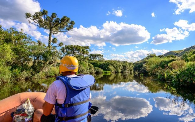 Passeio de Bote