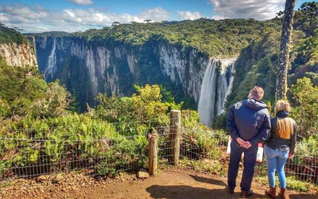 Caminhada nos Cânions